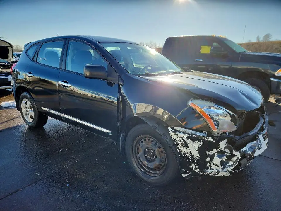2011 NISSAN ROGUE S  