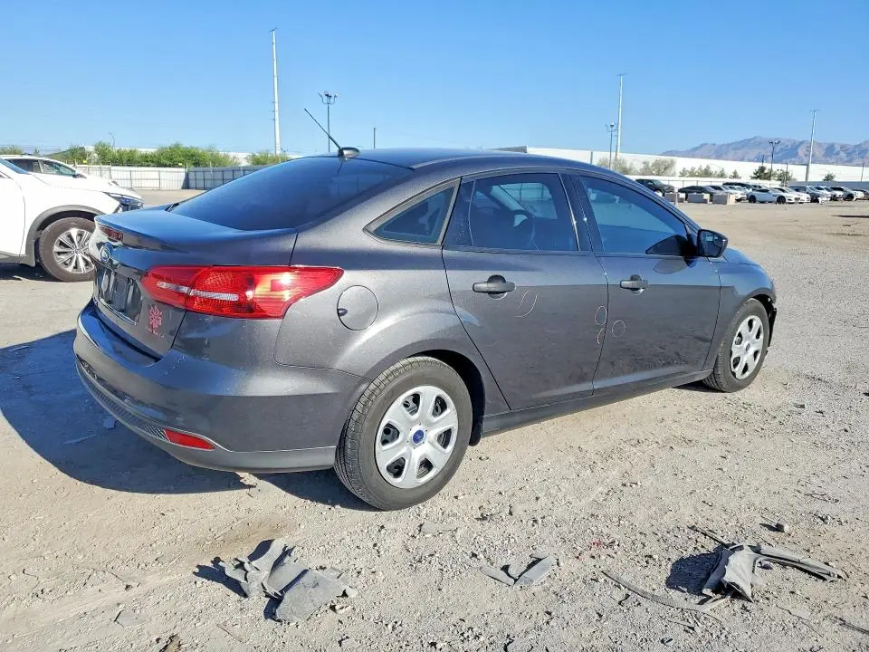 2017 FORD FOCUS S  