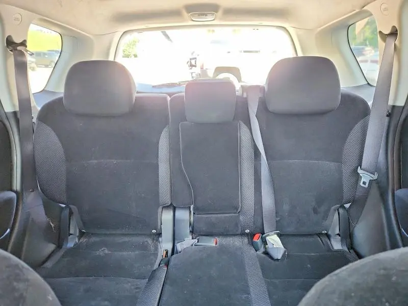 2010 MITSUBISHI OUTLANDER ES  