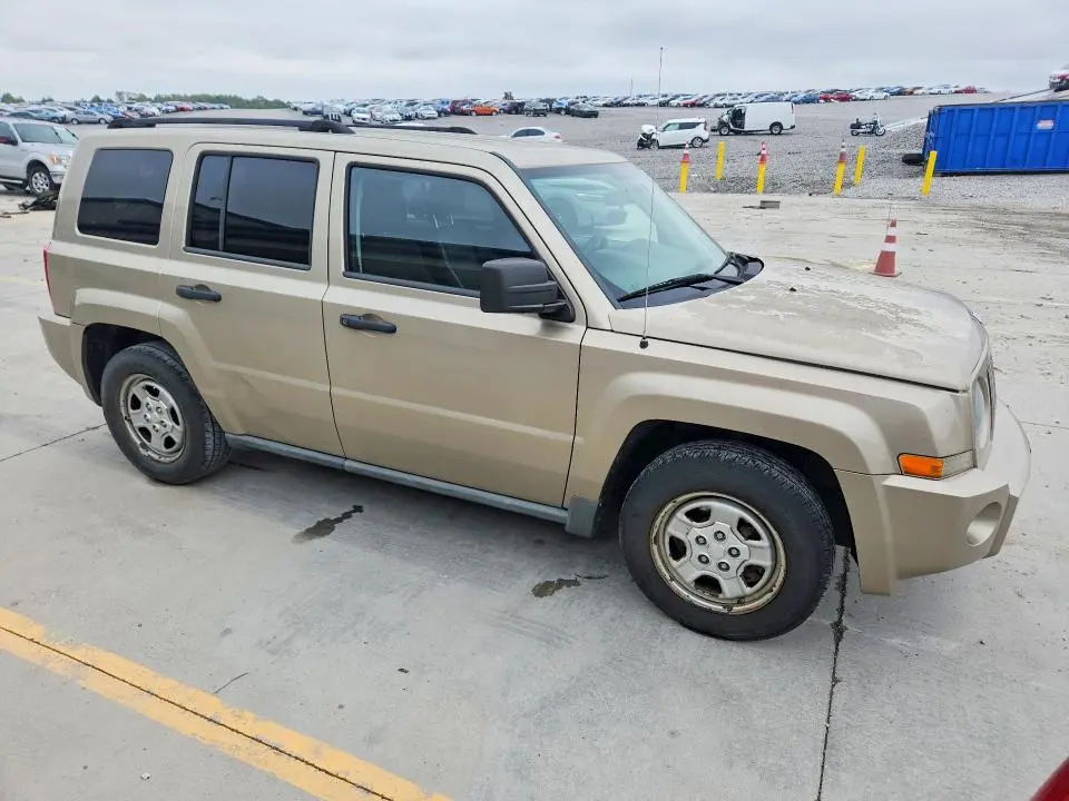 2010 JEEP PATRIOT SPORT  