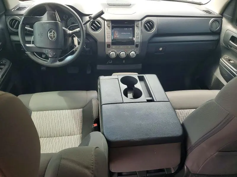 2017 TOYOTA TUNDRA SR  