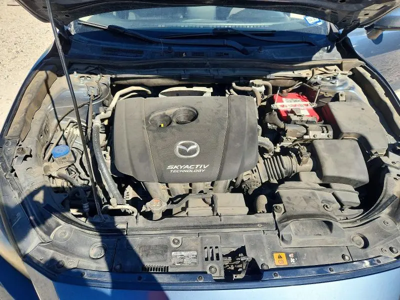 2015 MAZDA 3 TOURING  