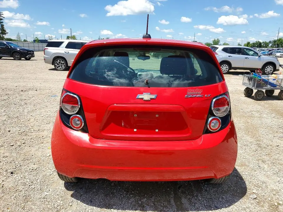 2015 CHEVROLET SONIC LT  