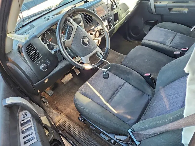 2010 CHEVROLET SILVERADO K1500 LT  