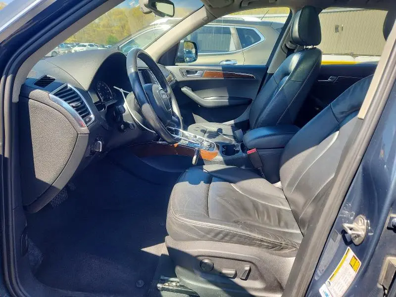 2011 AUDI Q5 PREMIUM PLUS  