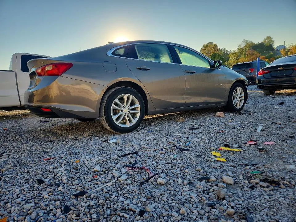 2017 CHEVROLET MALIBU LT  