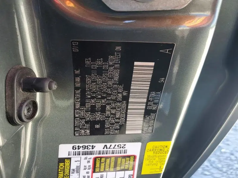 2013 TOYOTA SIENNA L 7-PASSENGER  