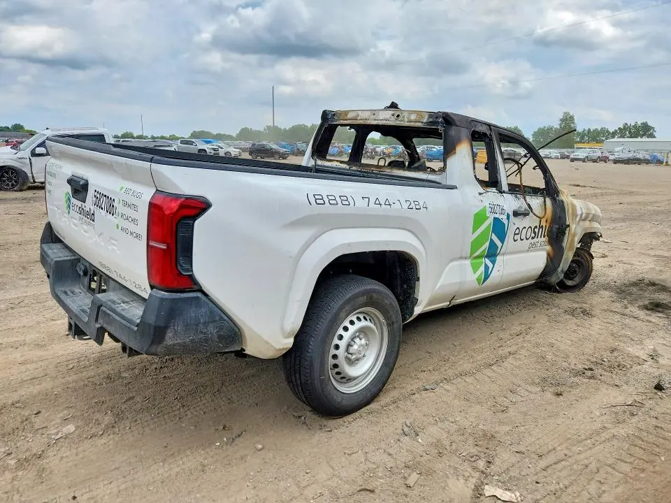 2026 TOYOTA TACOMA SR  
