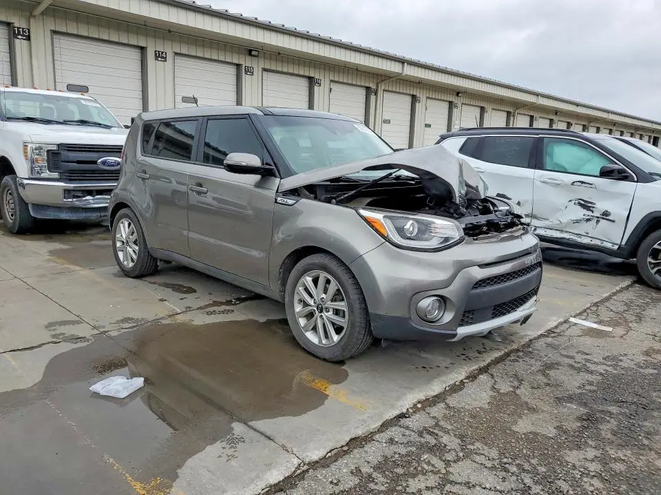 2019 KIA SOUL +  