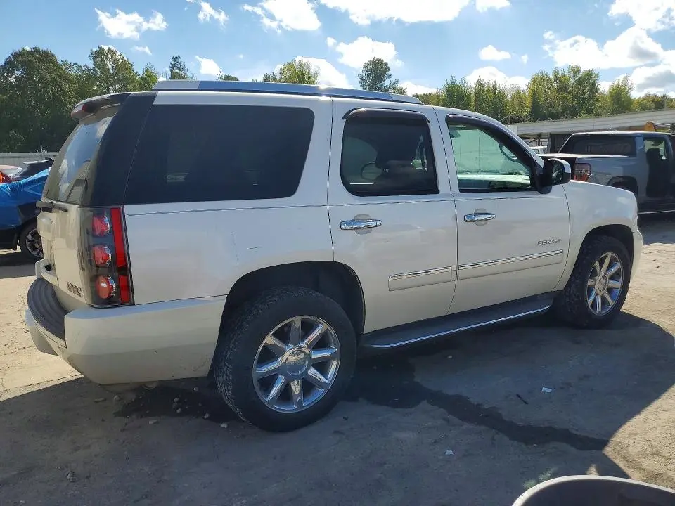 2010 GMC YUKON DENALI  