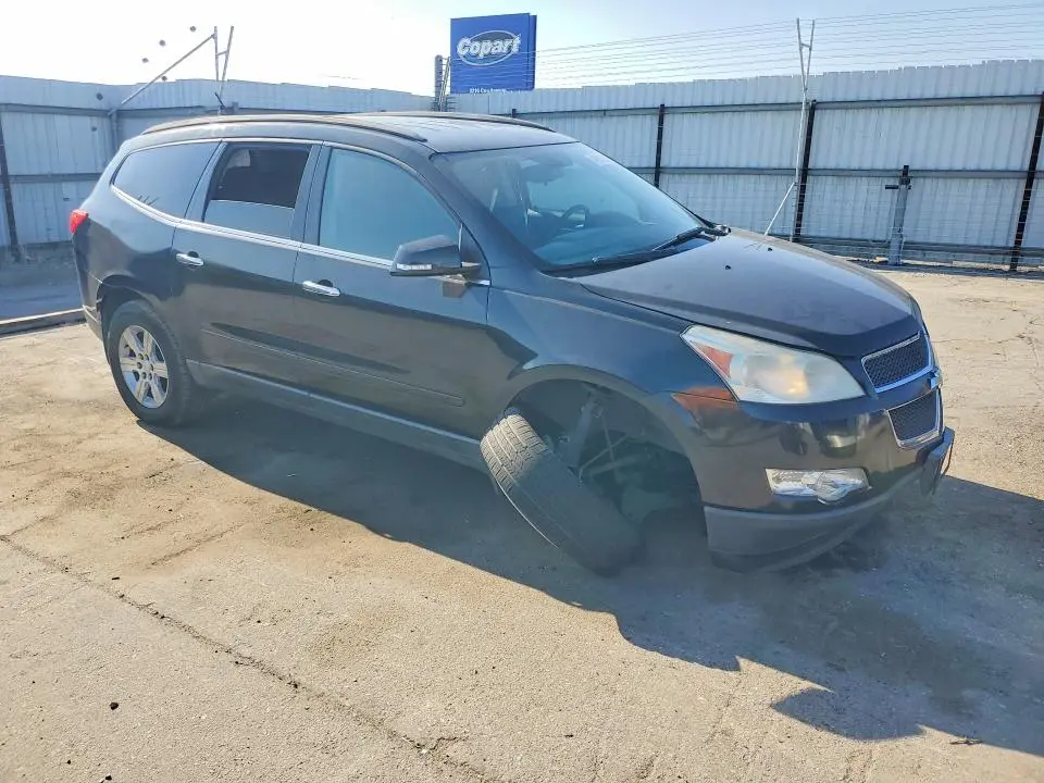 2011 CHEVROLET TRAVERSE LT  