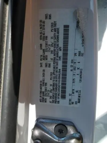 2017 FORD ESCAPE SE  