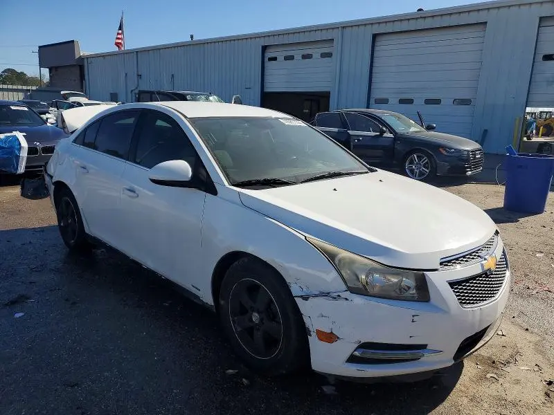 2013 CHEVROLET CRUZE LT  