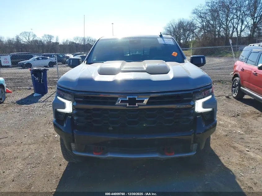 2025 CHEVROLET SILVERADO 1500 4WD  SHORT BED ZR2
