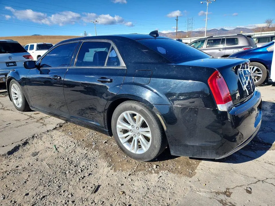 2016 CHRYSLER 300 LIMITED  