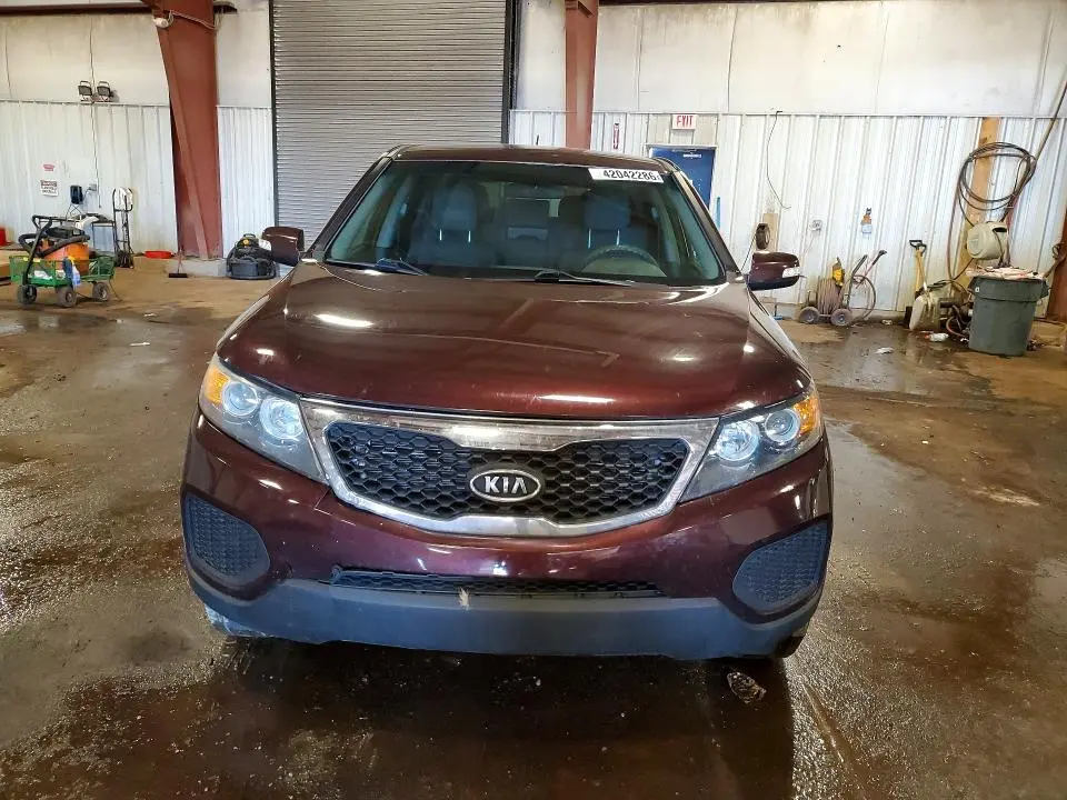 2013 KIA SORENTO LX  
