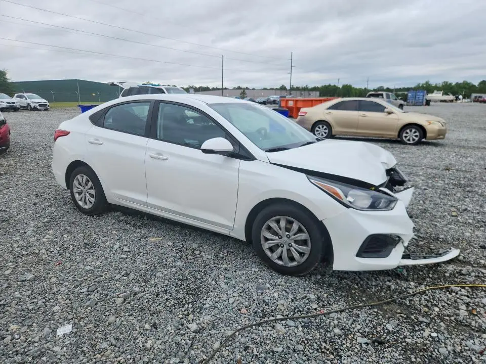 2020 HYUNDAI ACCENT SE  