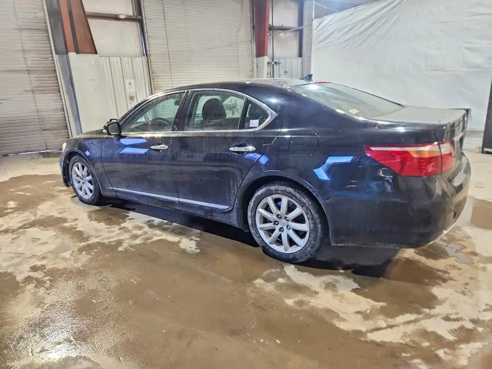 2011 LEXUS LS 460  