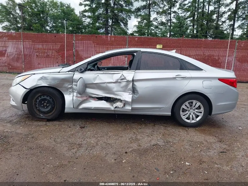 2011 HYUNDAI SONATA GLS