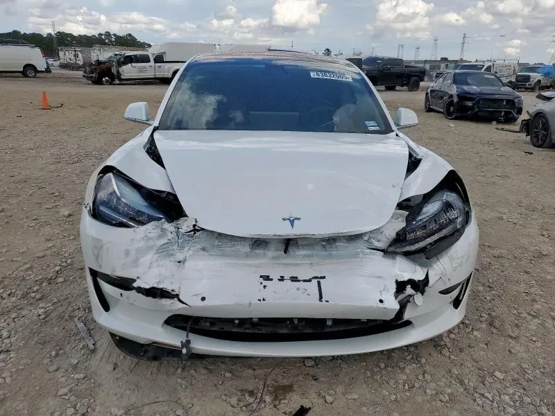 2018 TESLA MODEL 3   