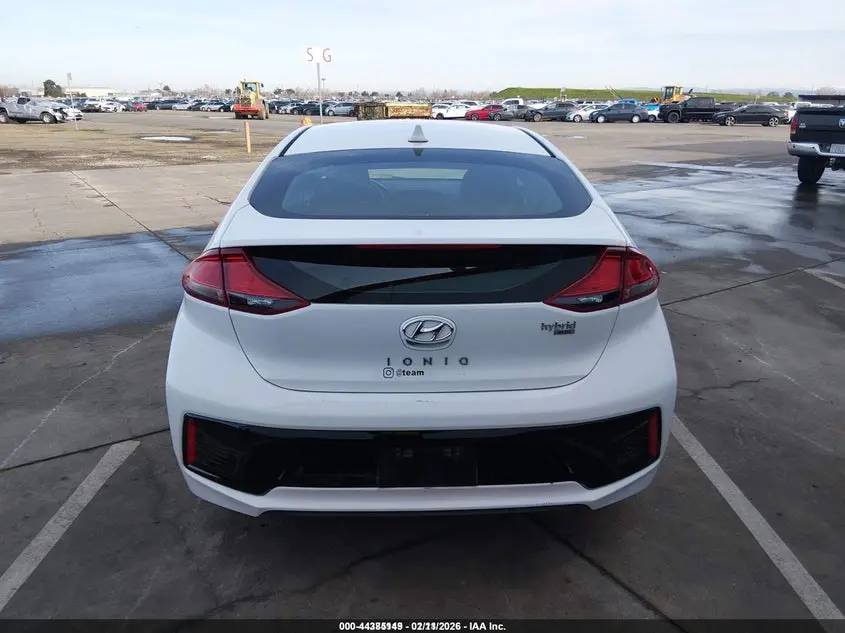 2018 HYUNDAI IONIQ HYBRID BLUE