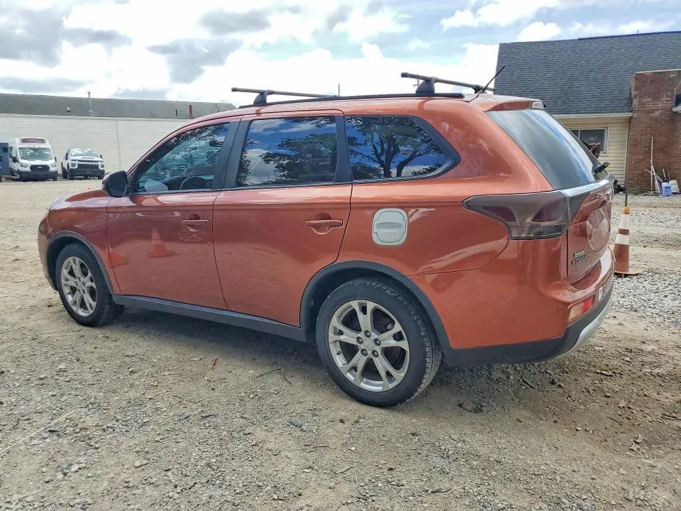 2015 MITSUBISHI OUTLANDER SE  