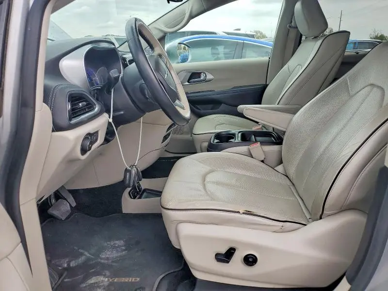 2017 CHRYSLER PACIFICA EHYBRID PLATINUM  