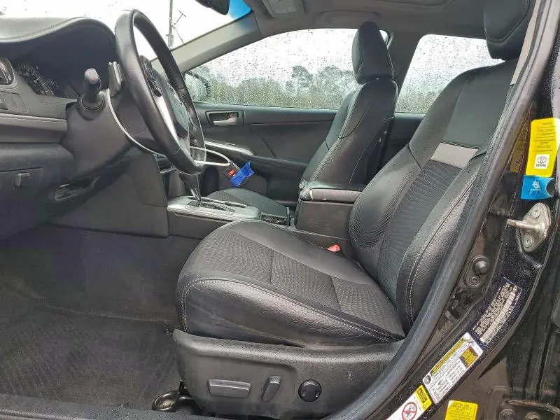 2014 TOYOTA CAMRY SE  