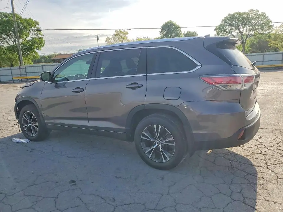 2016 TOYOTA HIGHLANDER XLE  