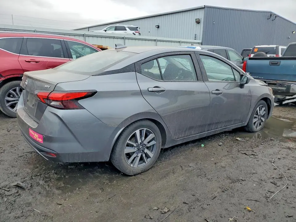 2021 NISSAN VERSA SV  
