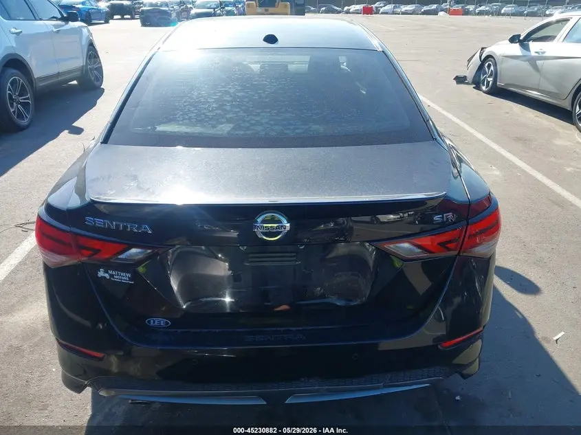 2021 NISSAN SENTRA SR XTRONIC CVT