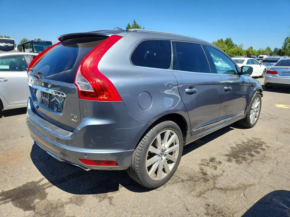 2017 VOLVO XC60 T6 INSCRIPTION  