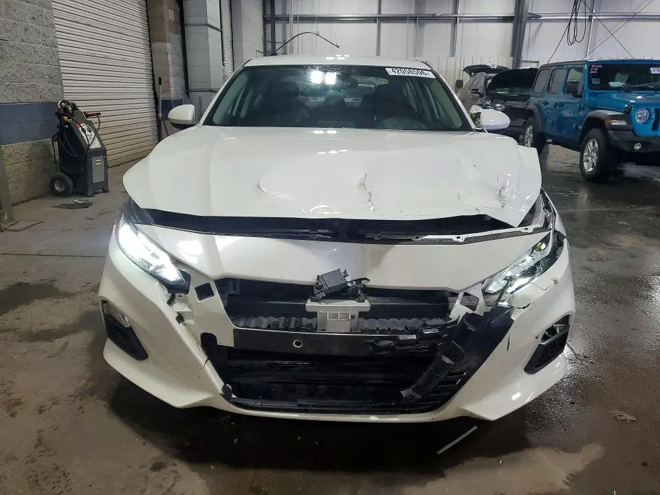 2022 NISSAN ALTIMA 2.5 SV  