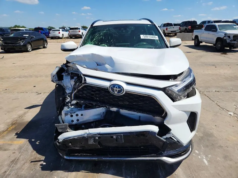 2022 TOYOTA RAV4 PRIME SE  
