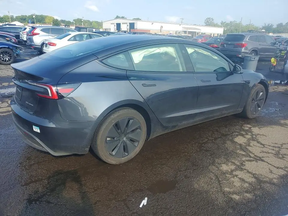 2025 TESLA MODEL 3   