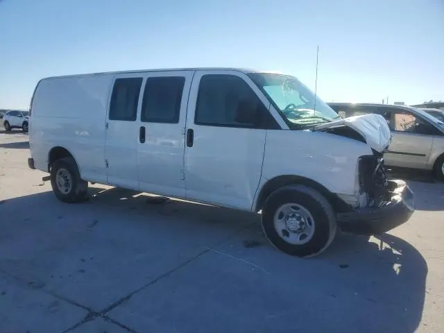 2017 CHEVROLET EXPRESS G2500   