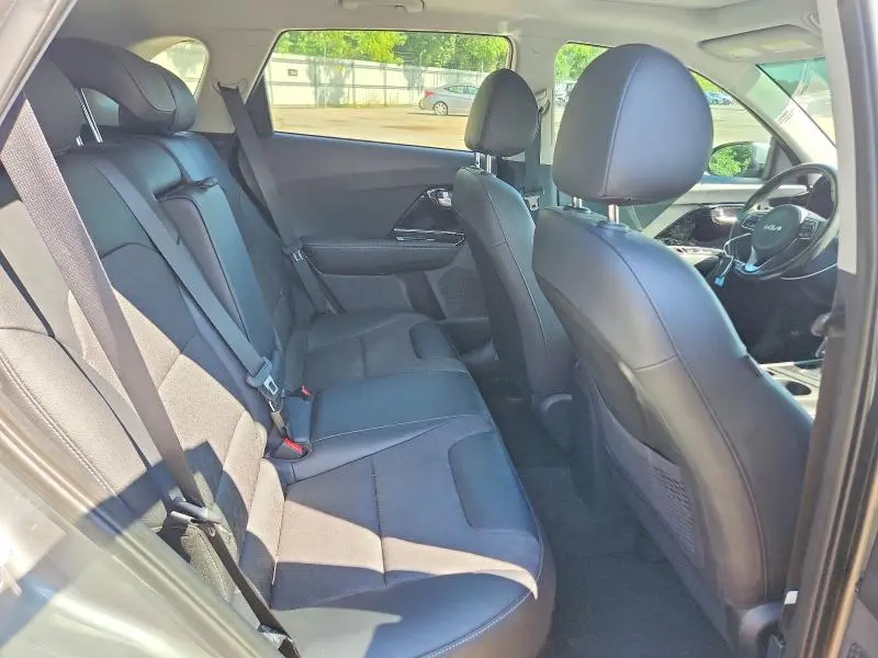 2022 KIA NIRO LXS SPECIAL EDITION  