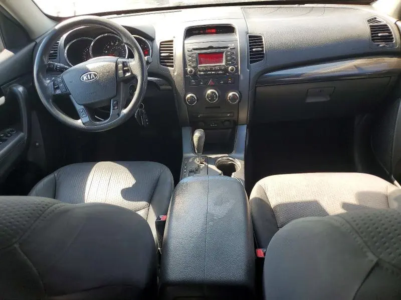 2011 KIA SORENTO LX  