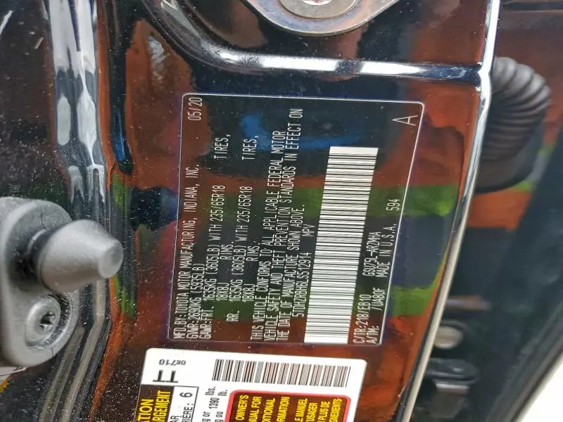 2020 TOYOTA HIGHLANDER XLE  