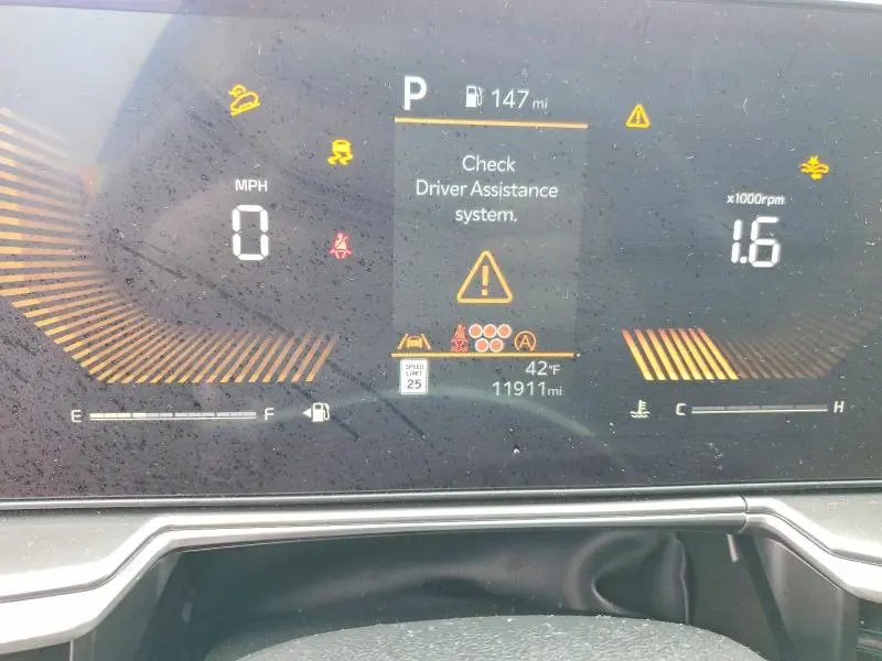 2025 KIA SORENTO S  