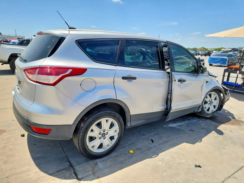 2016 FORD ESCAPE S  
