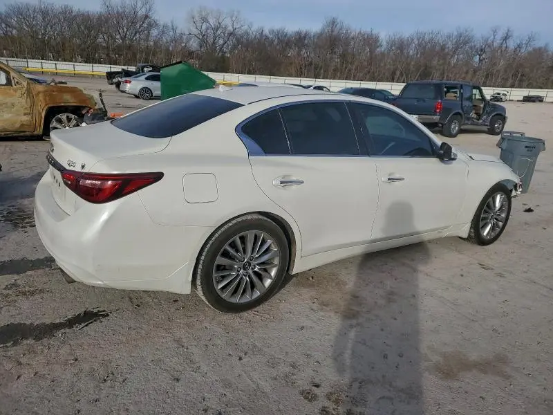 2019 INFINITI Q50 LUXE  