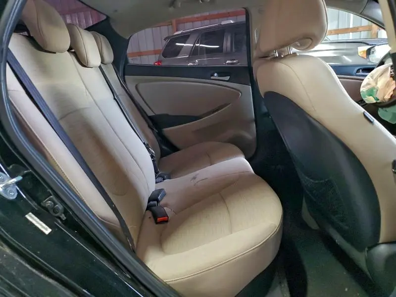 2015 HYUNDAI ACCENT GLS  