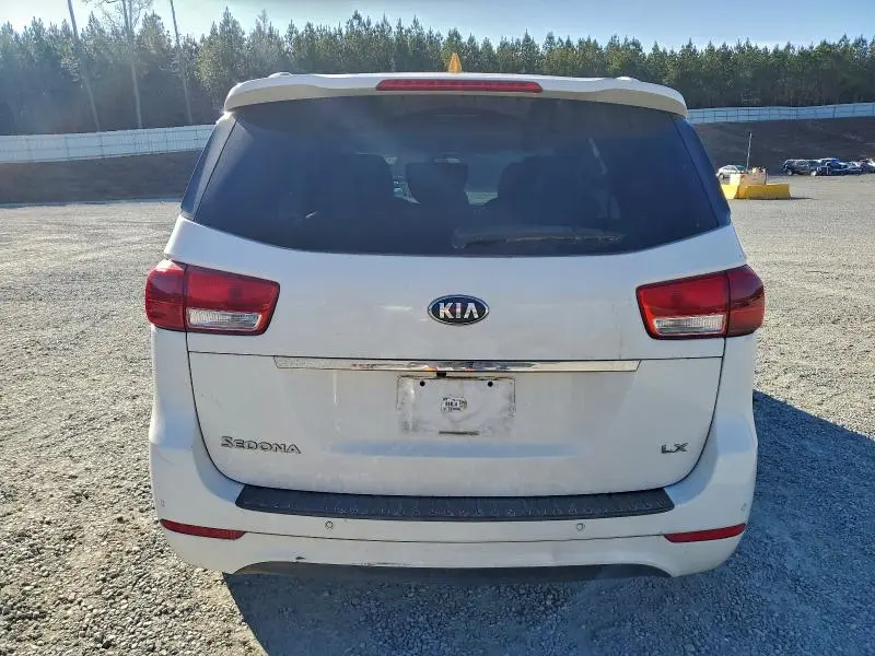 2017 KIA SEDONA LX  