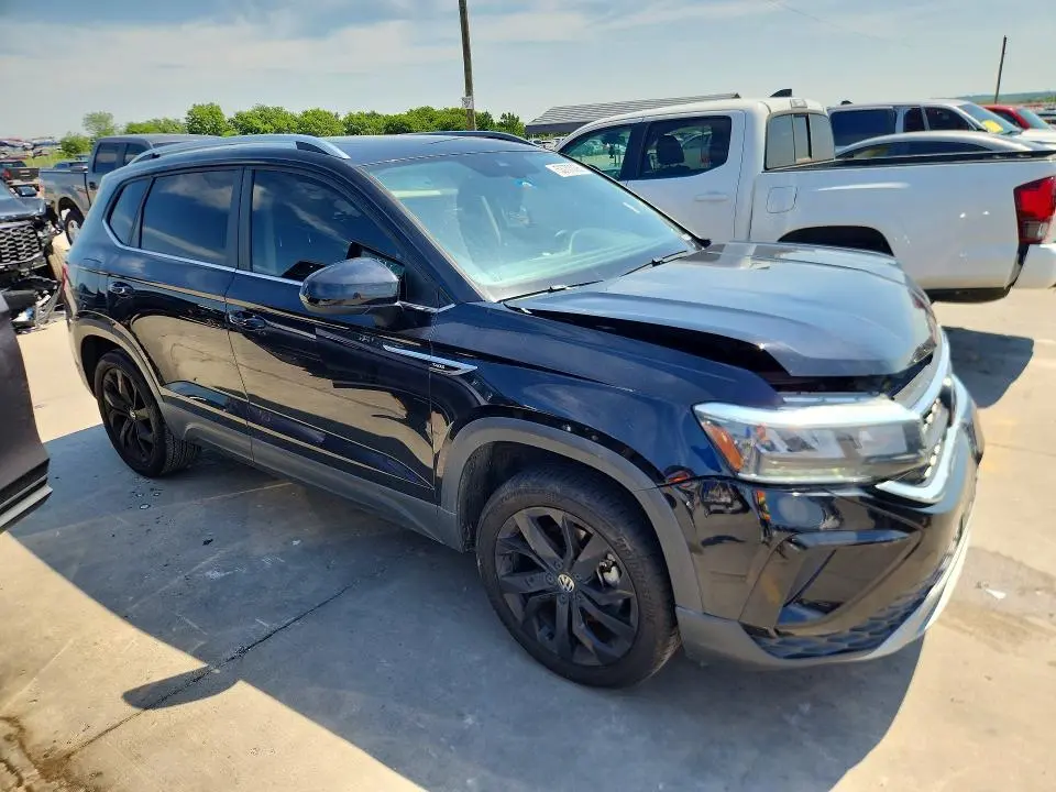 2023 VOLKSWAGEN TAOS SE  
