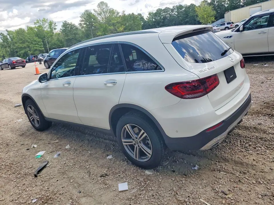 2022 MERCEDES-BENZ GLC 300  