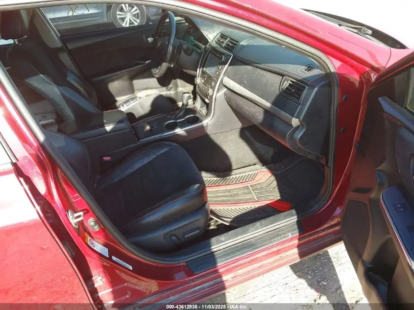 2017 TOYOTA CAMRY XSE