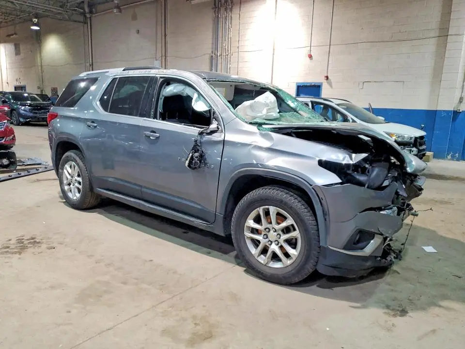 2018 CHEVROLET TRAVERSE LT  