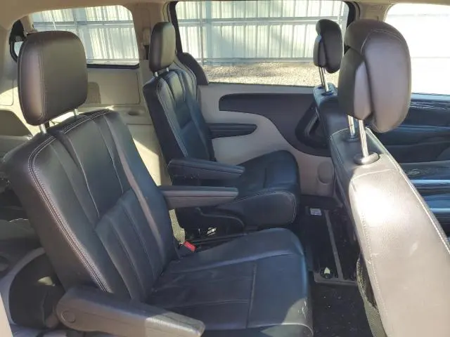2013 CHRYSLER TOWN & COUNTRY TOURING  