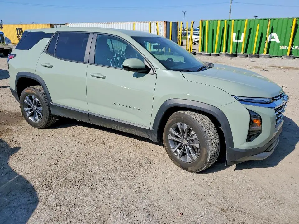 2025 CHEVROLET EQUINOX LT  